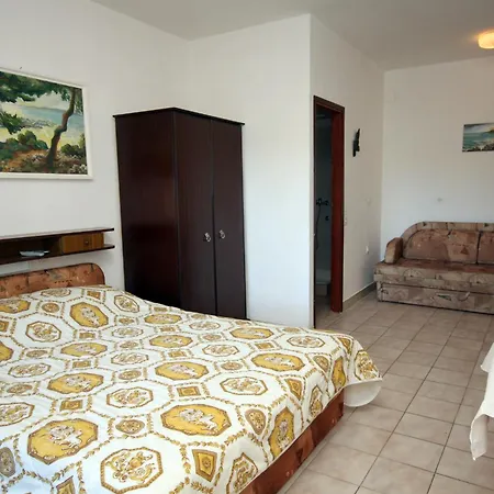 Apartman By The Sea Suha Punta, Rab - 5050