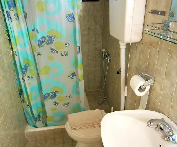 아파트 By The Sea Suha Punta, Rab - 5050