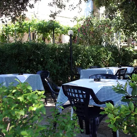 By The Sea Suha Punta, Rab - 5050 Apartment