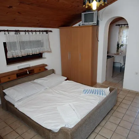 Apartman By The Sea Suha Punta, Rab - 5050 *