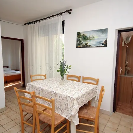 Apartment By The Sea Suha Punta, Rab - 5050 Kampor